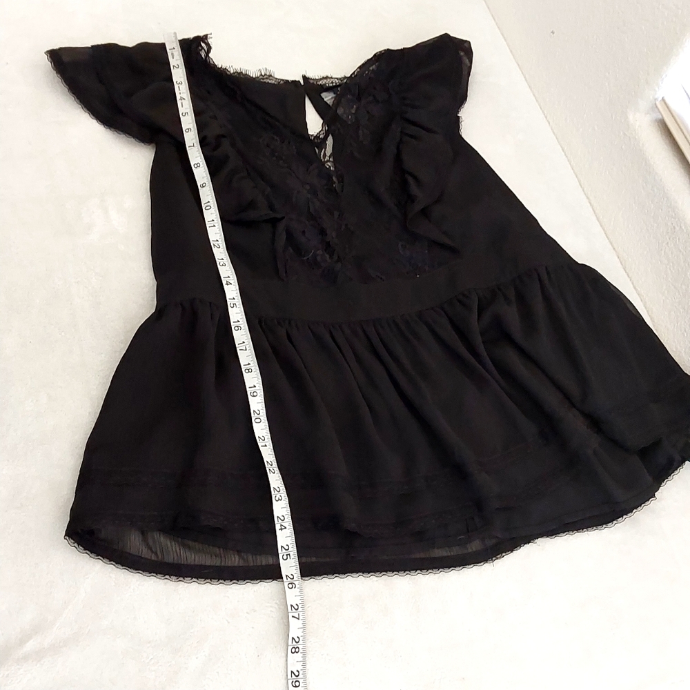 TORRID Crinkle Chiffon Peplum Lace Ruffle Sleeve Top - Picture 12 of 12